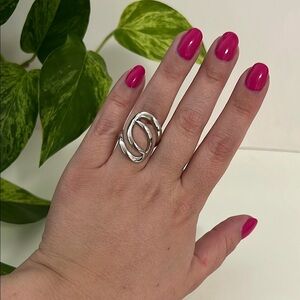 Like New Silver Tone Geometric Statement Ring, Size 6.5